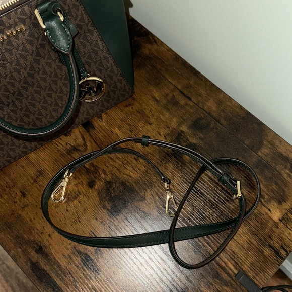 Michael Kors Bag - Picture 6 of 9